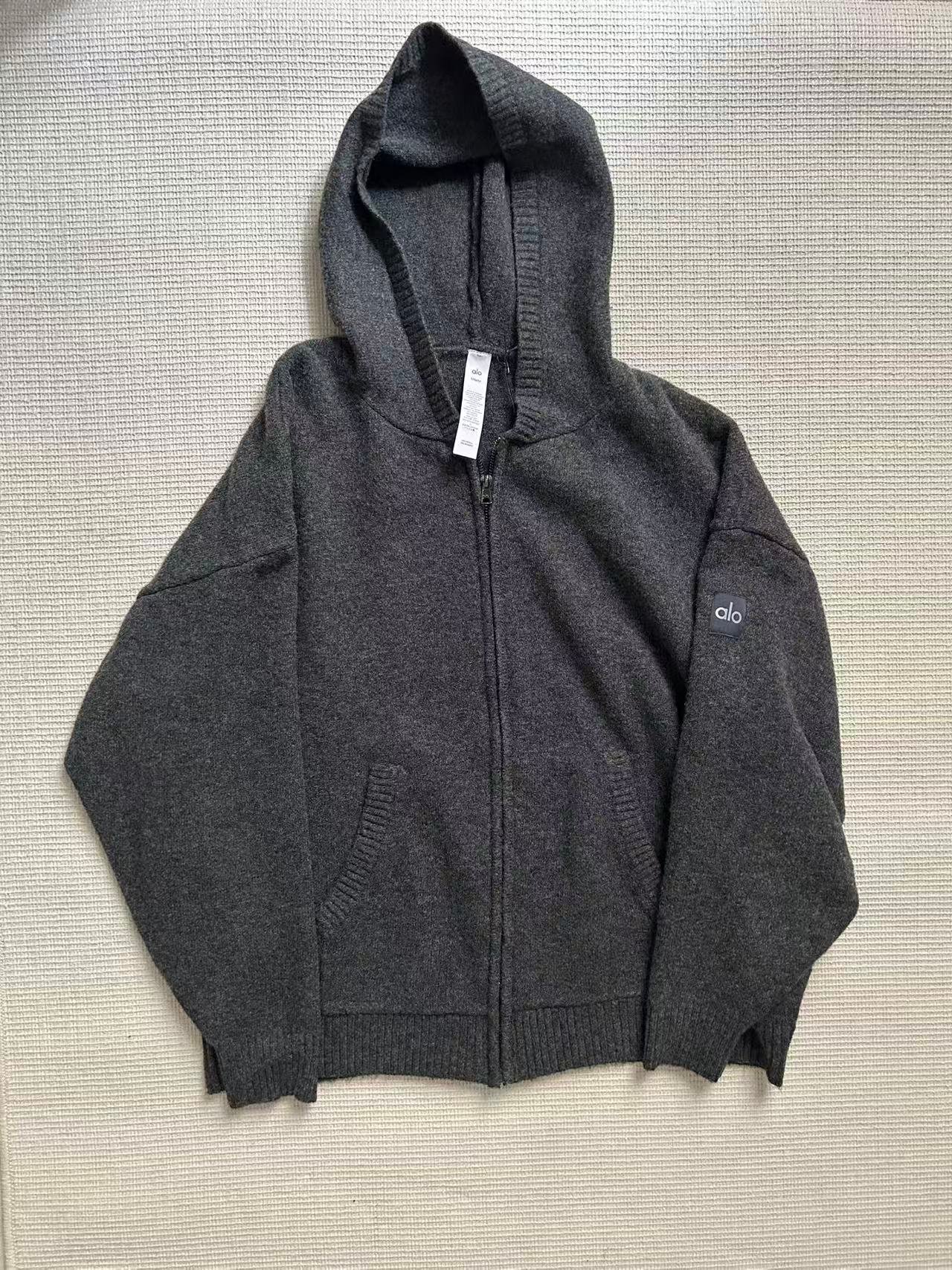 Alo Jacket Advanced gray real shot details yoga