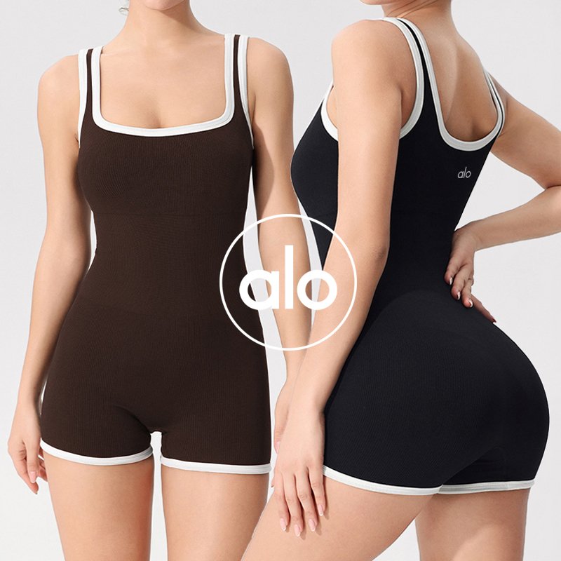 Alo set studio black with white trim yoga
