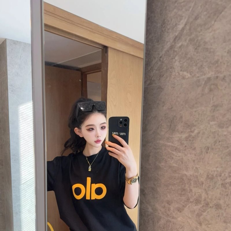 Alo t-shirt everyday black yellow yoga