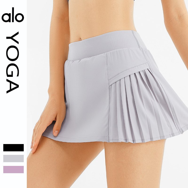 Alo skirt studio light gray