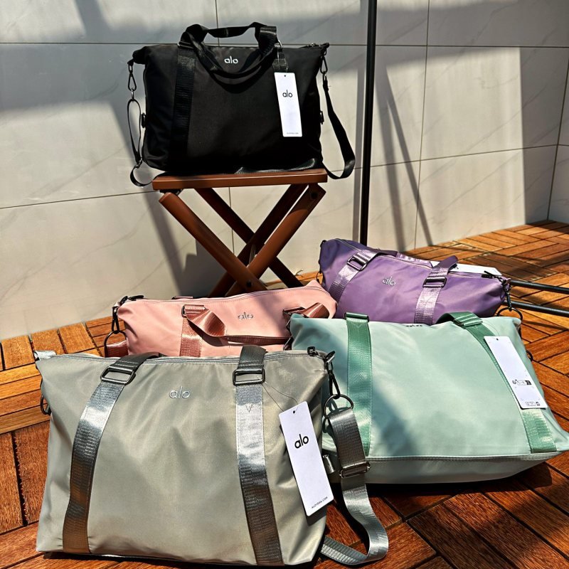 Alo accessories Alo sports and fitness travel bag made of light and soft nylon material high density wear-resistant and water-repellent yoga