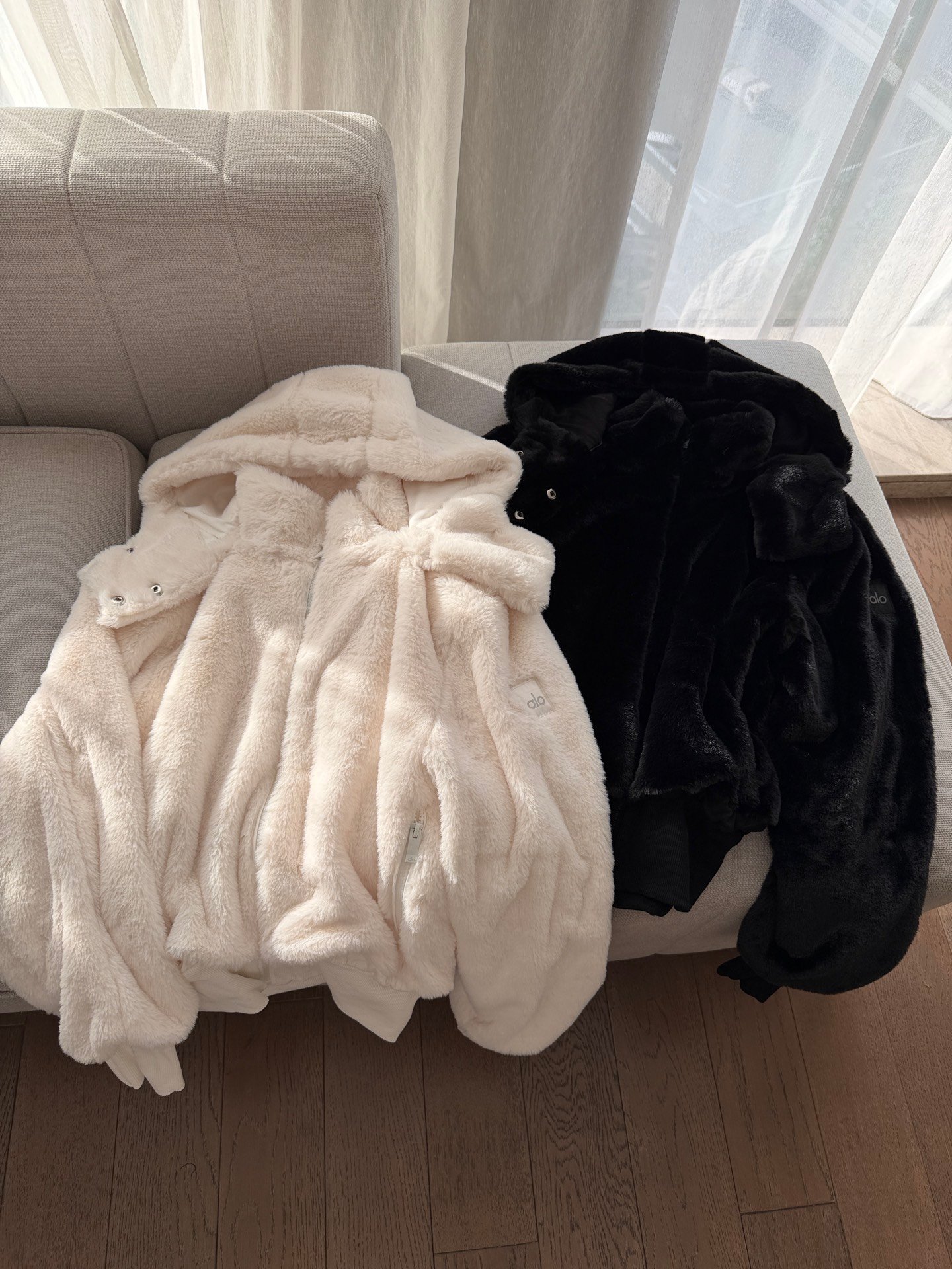 Alo jacket lounge cream yoga