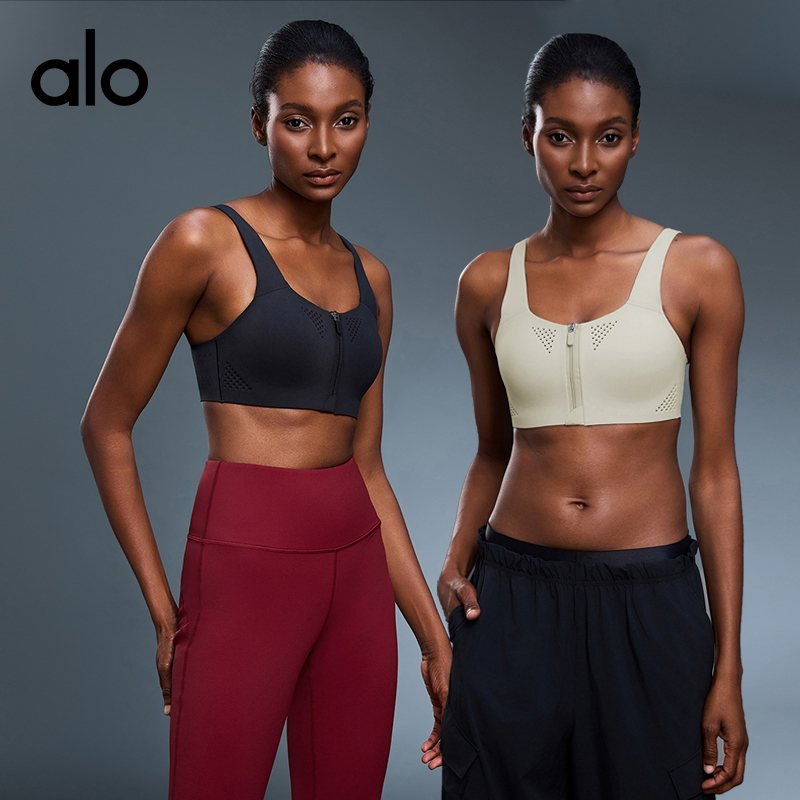 Alo sports bra training light sage green yoga