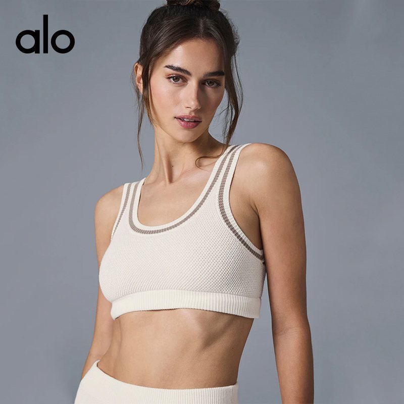 Alo sports bra studio ivory