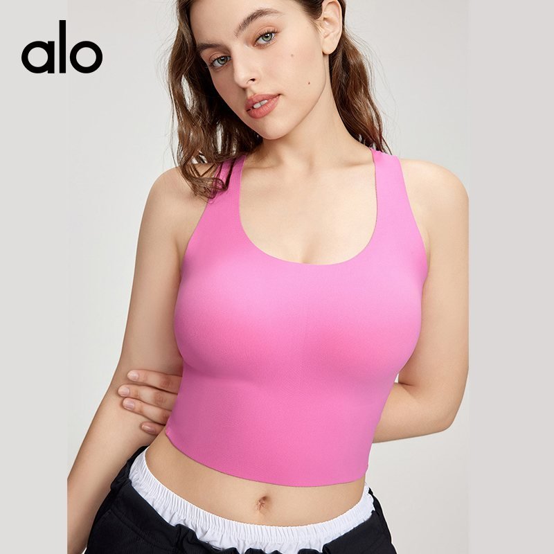 Alo Tank Top Review: Versatile Fit for Vinyasa & Warrior Poses