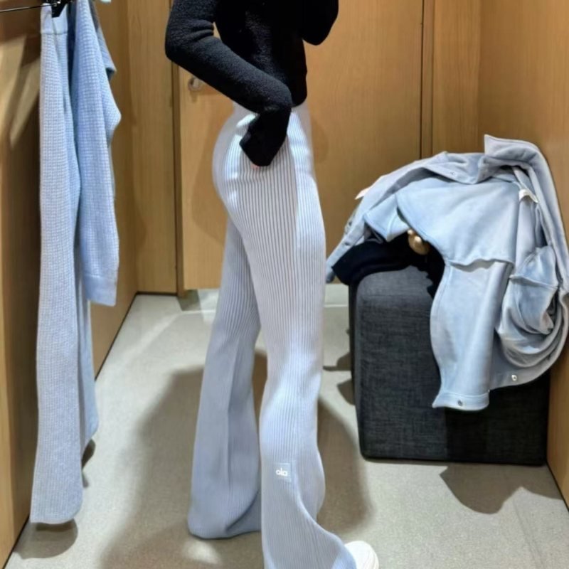 Alo Light Blue Lounge Leggings for Yoga & Comfort