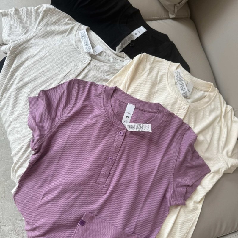 Lululemon Hold Tight t-shirt everyday lavender yoga