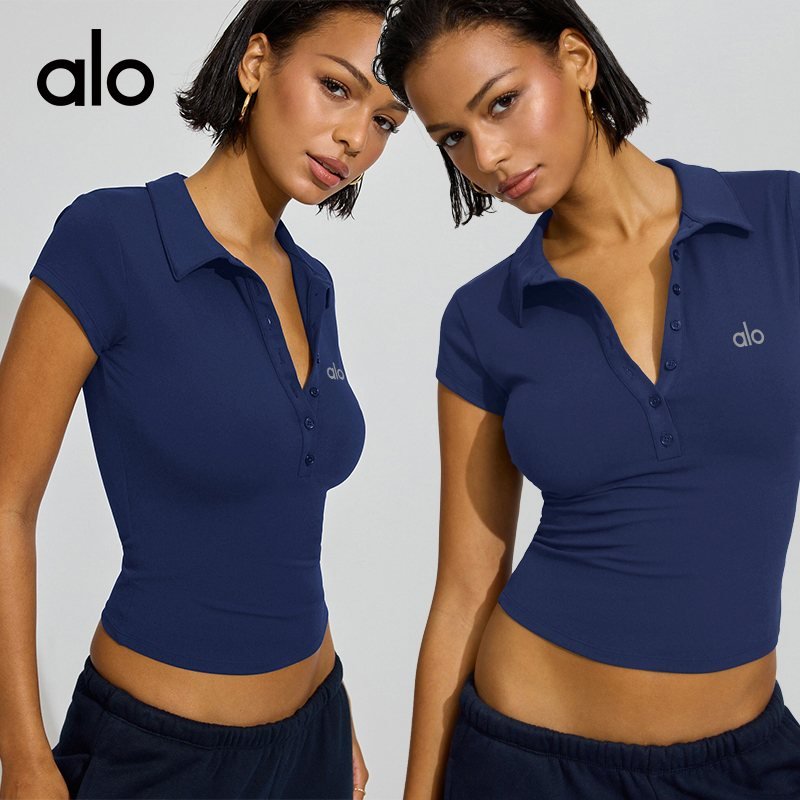 Alo Everyday White Yoga Tee: Soft Stretch Fabric for Studio Wear