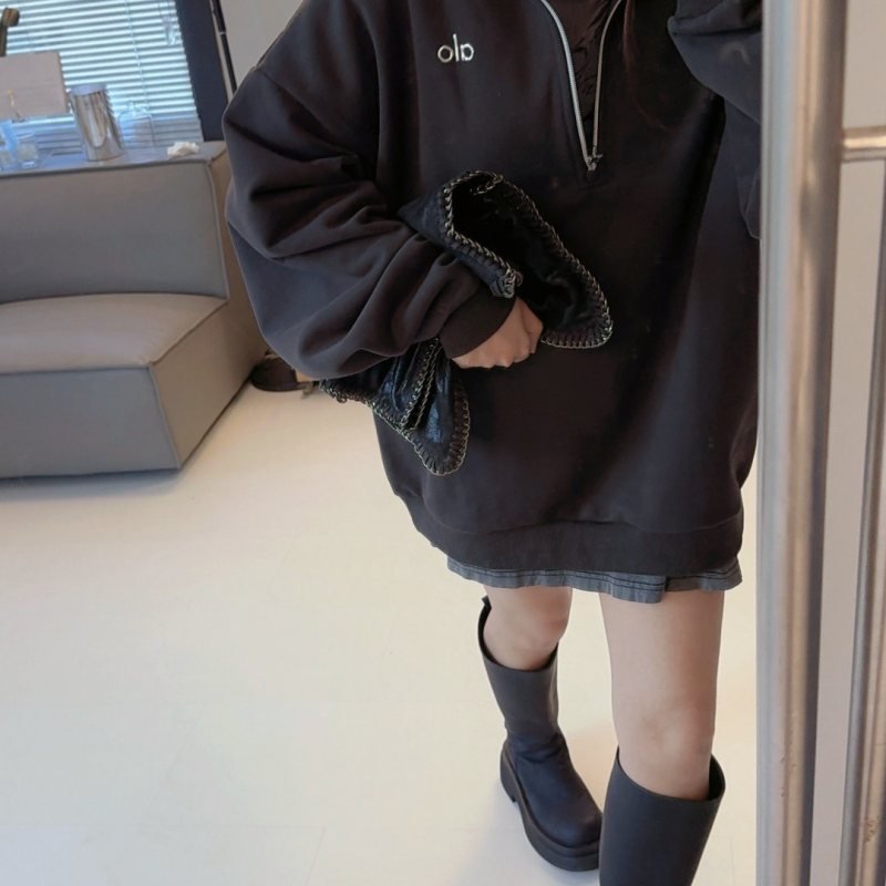 Alo long sleeve everyday anthracite yoga