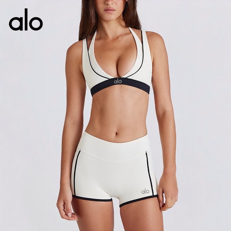 Alo sports bra training red yoga