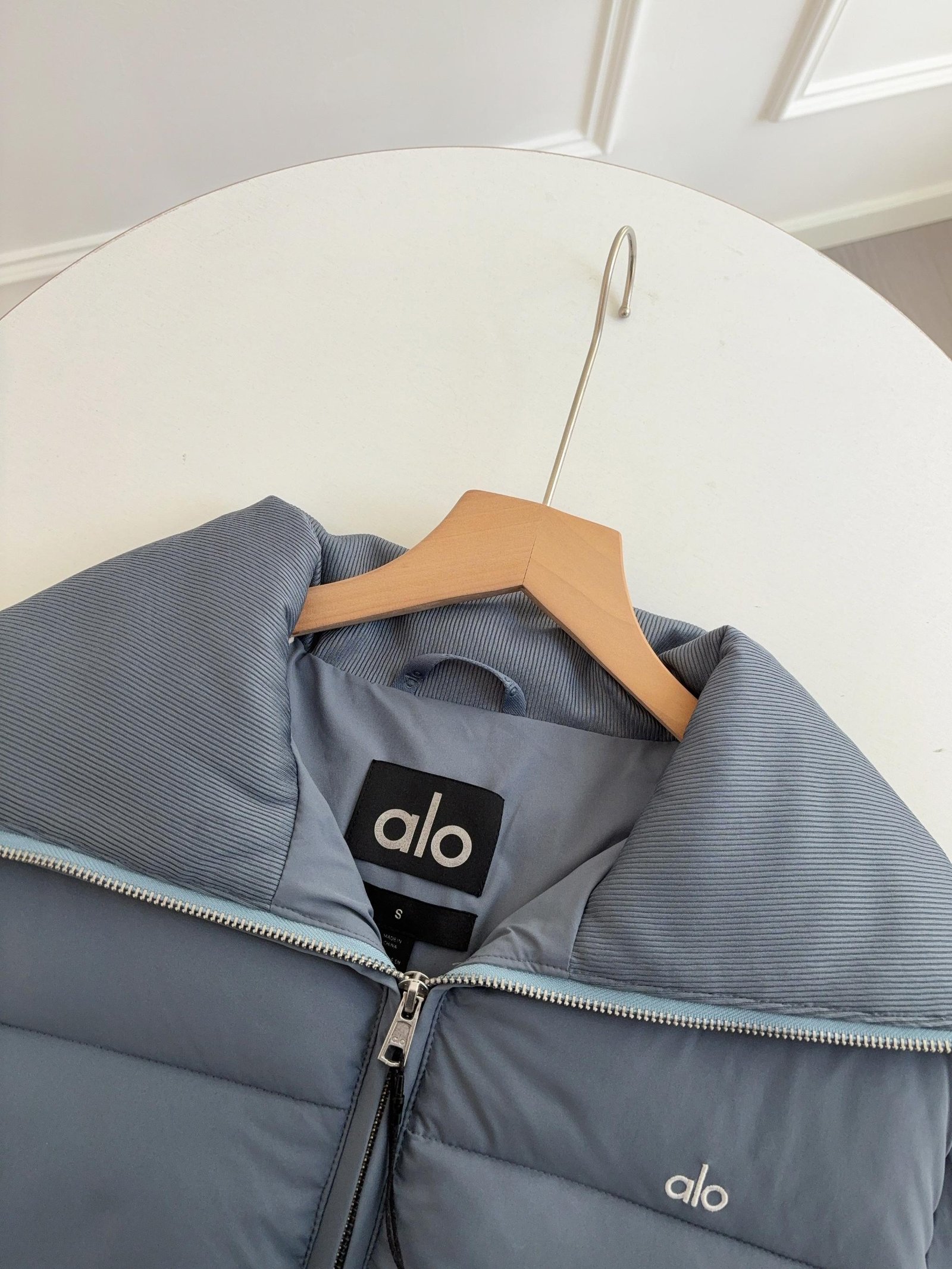 Alo jacket everyday light blue yoga