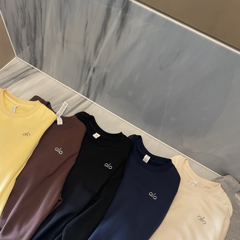 Sunlit Yellow Alo Long Sleeve for Mindful Yoga Practice