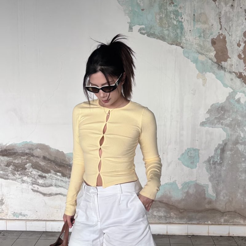 Alo long sleeve everyday pale yellow yoga