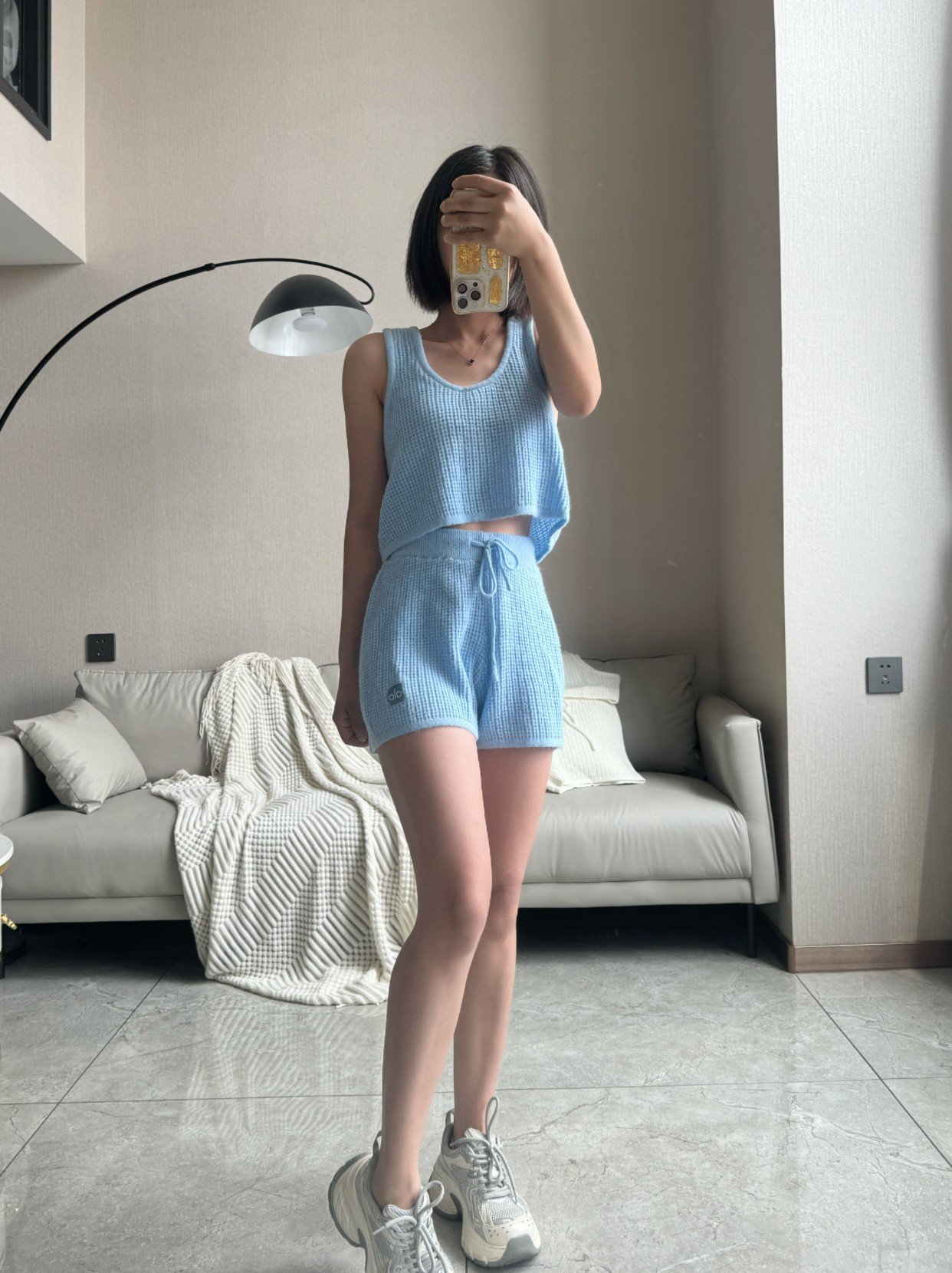 Alo shorts lounge light blue yoga