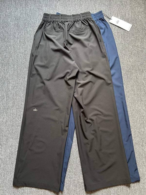 Alo Leggings Detailed real shots yoga