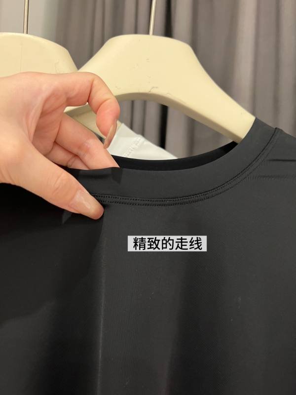 Lulu Long sleeve yoga