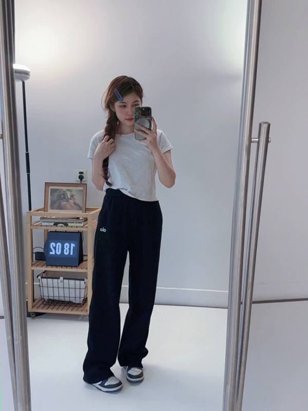 Alo Leggings Alo Accolade Straight Leg Sweatpant yoga