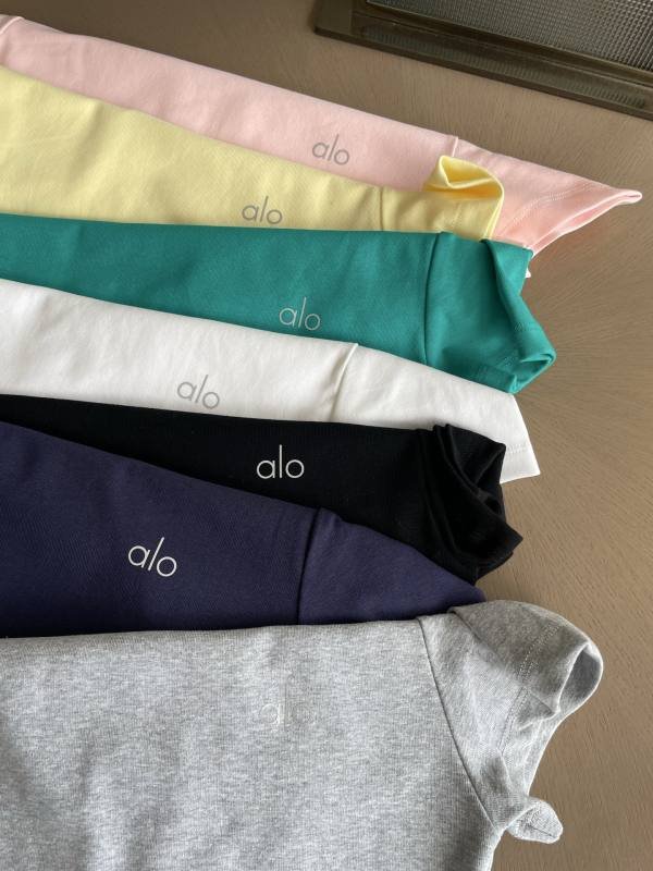 Alo T-shirt Detailed drawing yoga