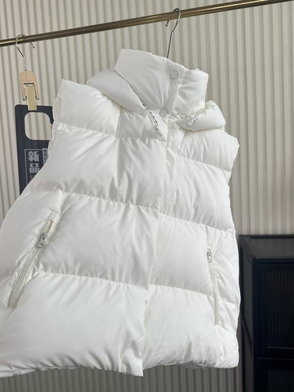 Alo jacket everyday white