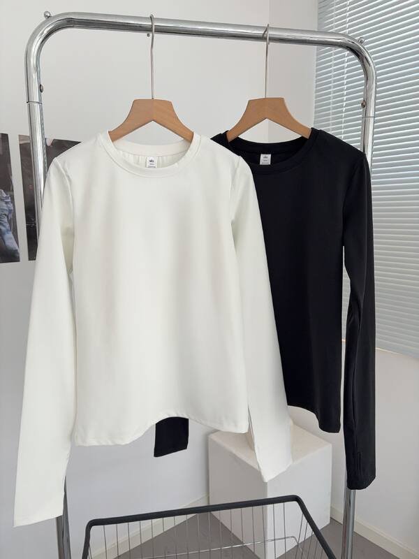 Alo long sleeve yoga black and white