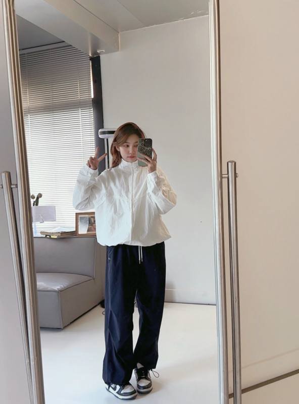Alo Origin Full-Zip Track Jacket everyday white yoga