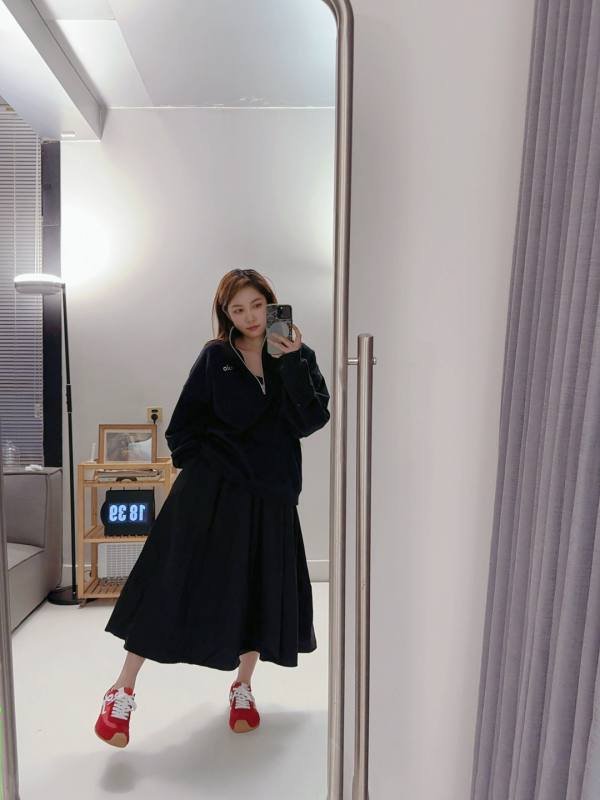 Alo Long sleeve BLACK yoga