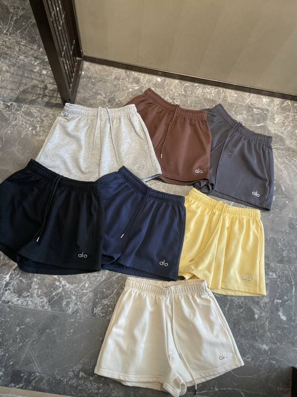 Alo shorts lounge multicolor yoga