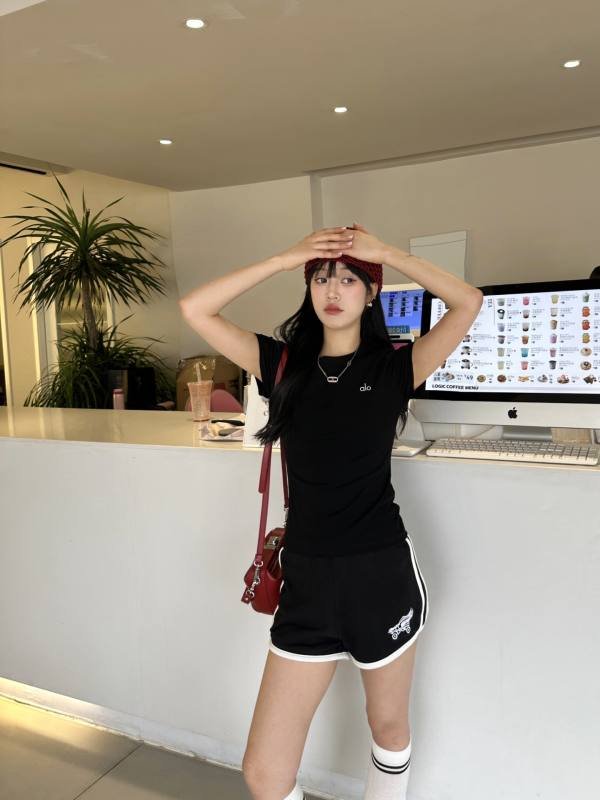 Alo t-shirt everyday black
