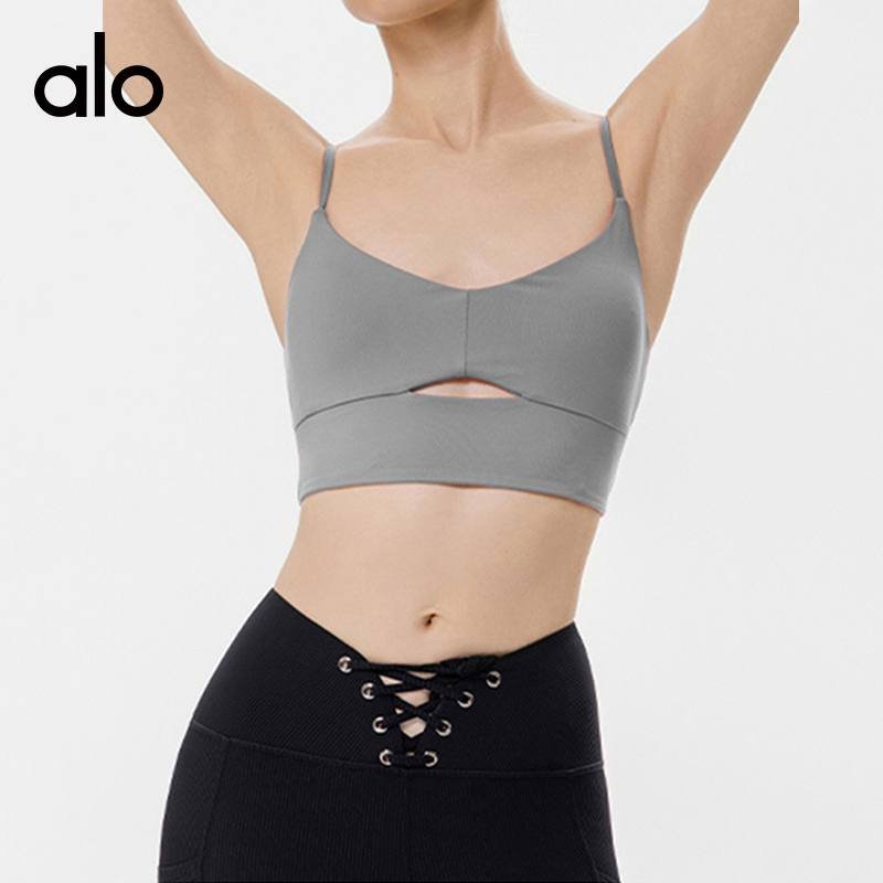 Alo sports bra studio red yoga