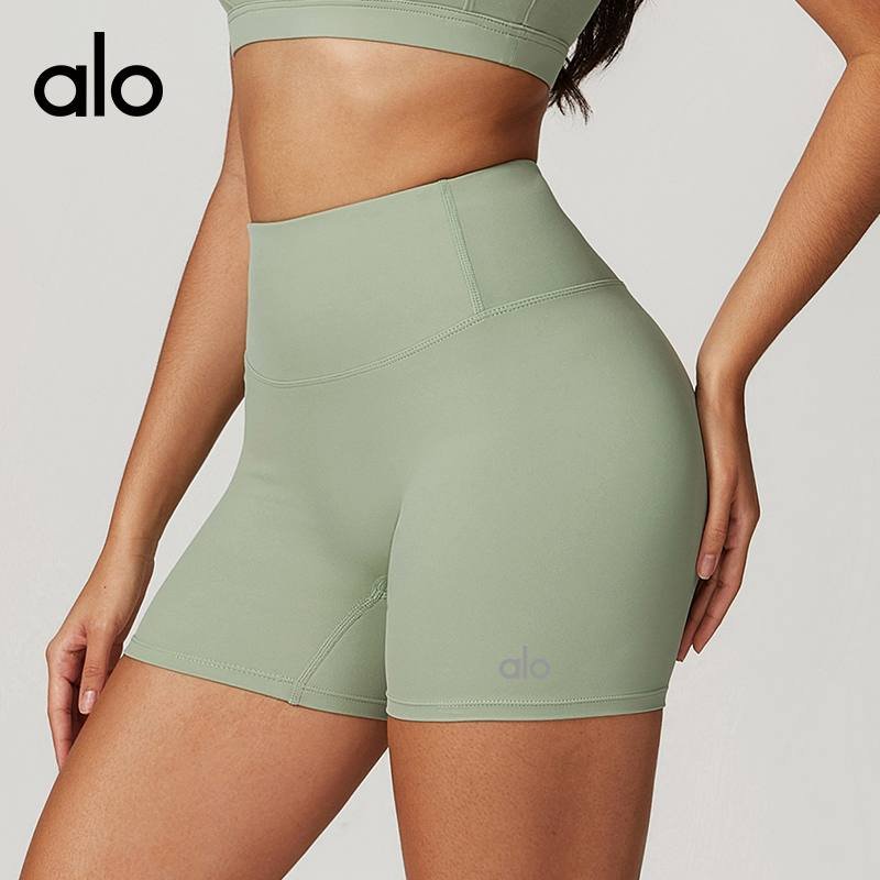 Alo shorts training bright pink yoga