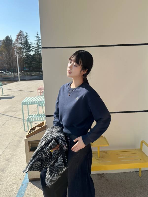 Alo long sleeve lounge navy yoga