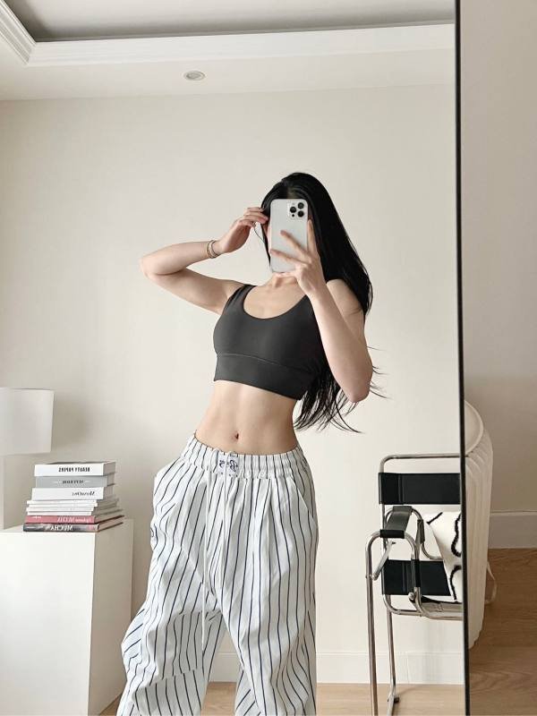 Lululemon Align sports bra yoga dark gray