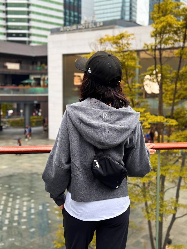 Lululemon Scuba jacket lounge dark gray yoga