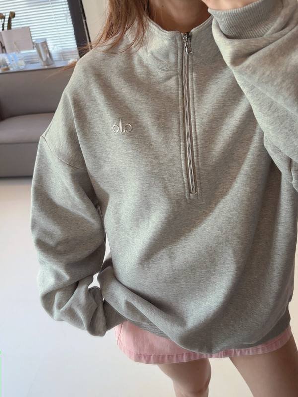 Alo long sleeve lounge athletic heather grey