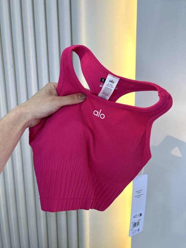 Alo tank yoga hot pink