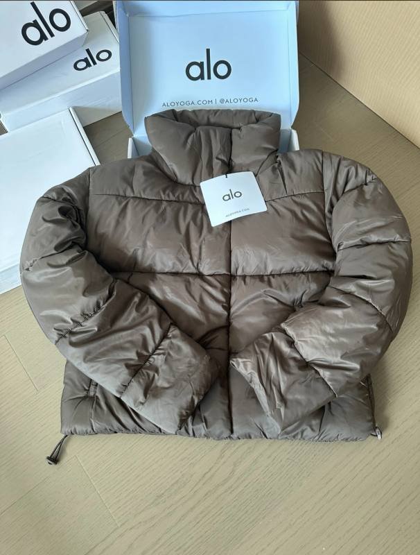 Alo jacket everyday light blue