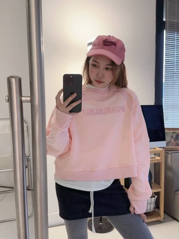 Lululemon Accolade long sleeve lounge cherry blossom pink