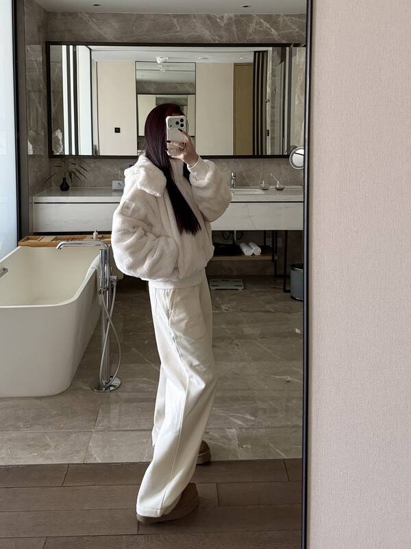 Alo jacket lounge off-white yoga