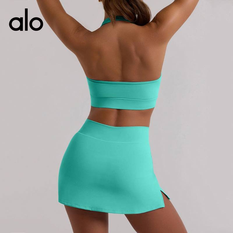 Alo Bra Review: Support & Style for Yoga to Street Wear