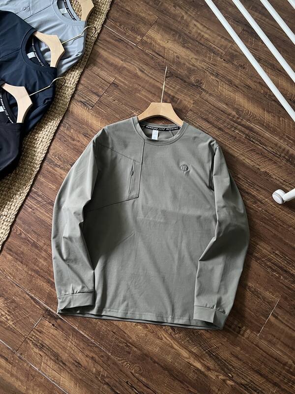 Lulu Men s Tops LuLulemon Men s T