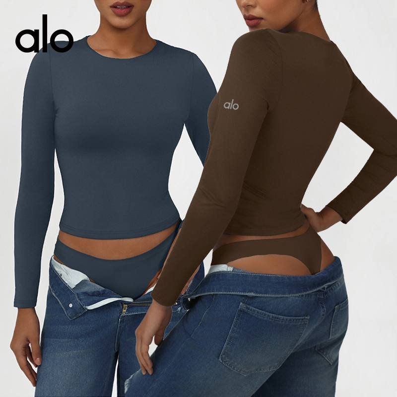 Alo long sleeve everyday light blue yoga