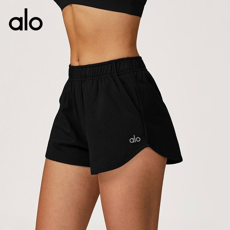 Alo shorts training navy and ivory yoga