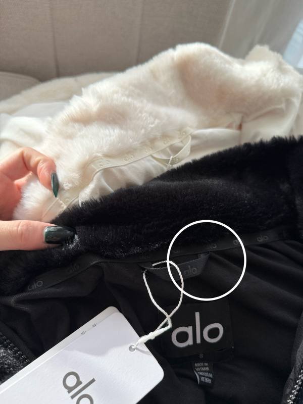 Alo jacket lounge black and ivory yoga