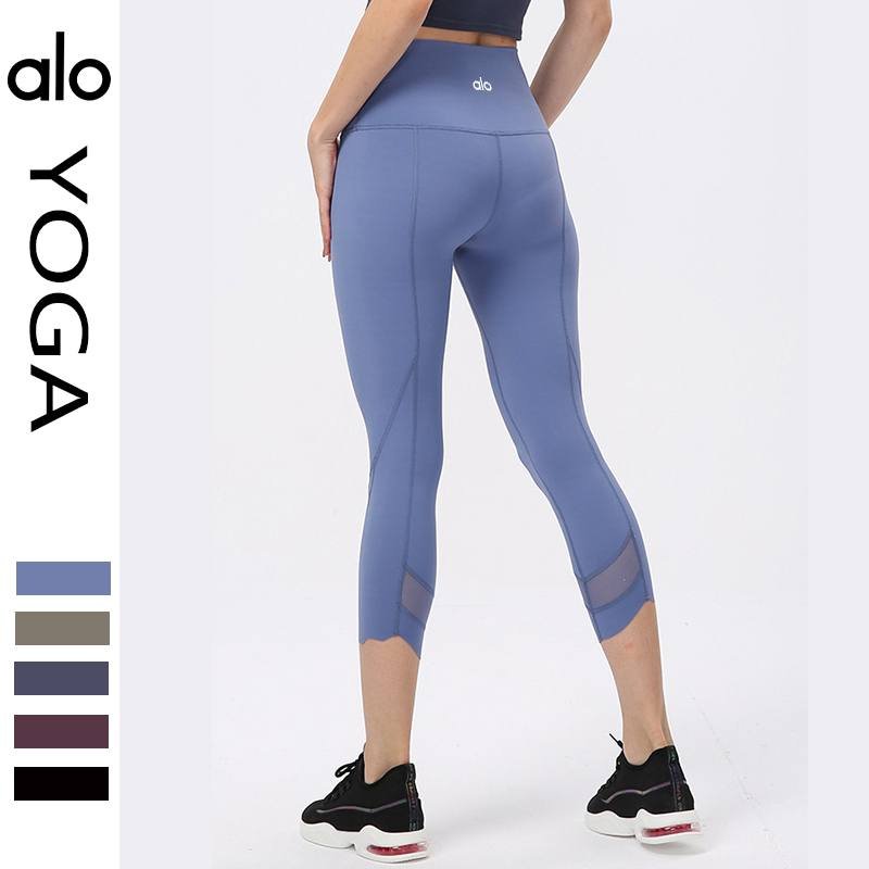 Alo capri yoga preto