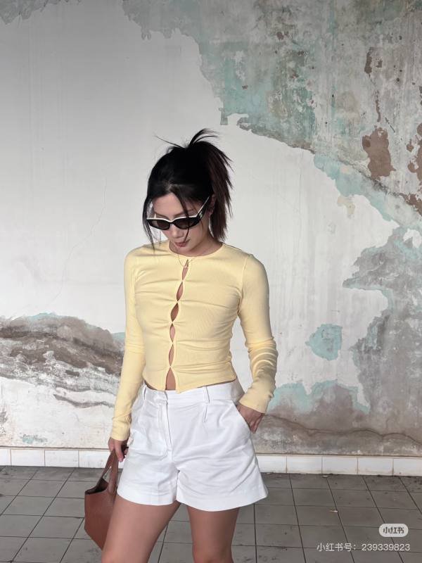 Alo long sleeve everyday pale yellow yoga