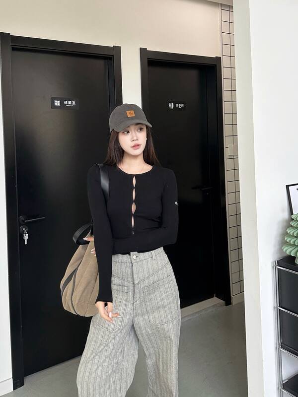 Alo long sleeve everyday black