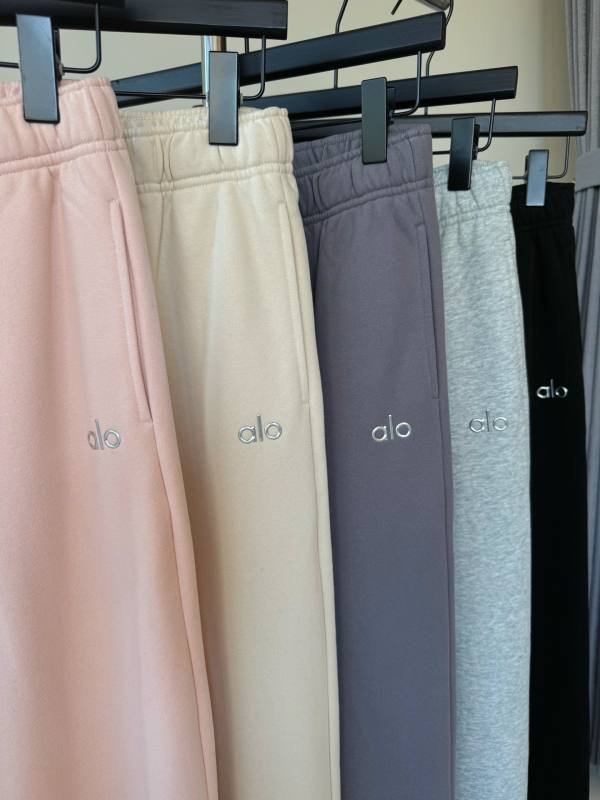 Alo Leggings Alo Accolade Straight Leg Sweatpant yoga