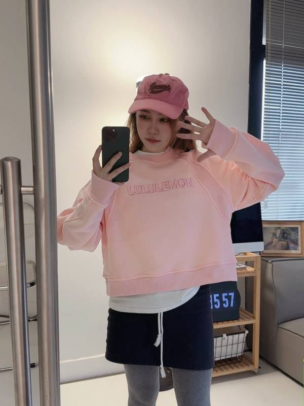 Lululemon Accolade long sleeve lounge cherry blossom pink
