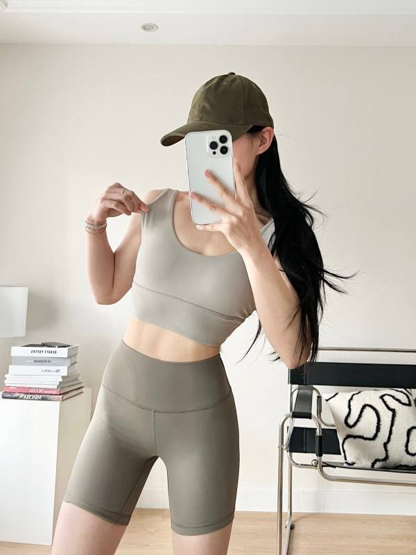 Lululemon Align shorts yoga olive