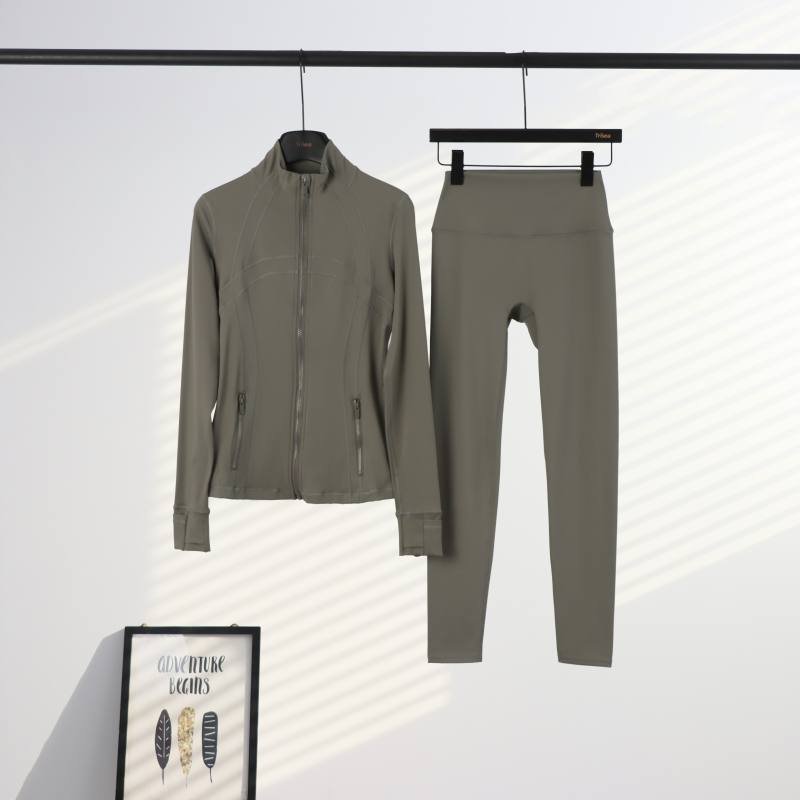 Lulu set Lululemon define Women s